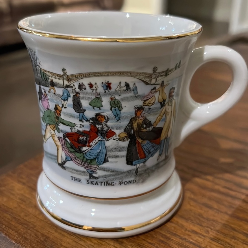 Gentlemen mustache cup “The Skating Pond”